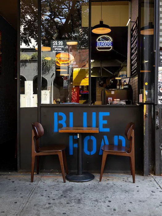 Blue Road Burger Picture 3