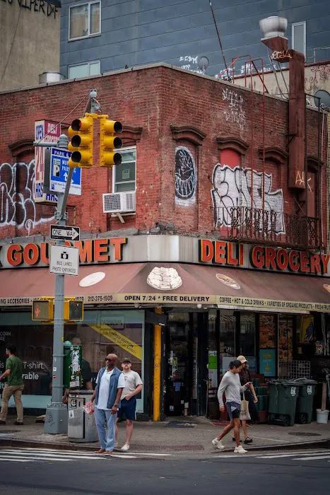 S X Gourmet Deli Picture 4