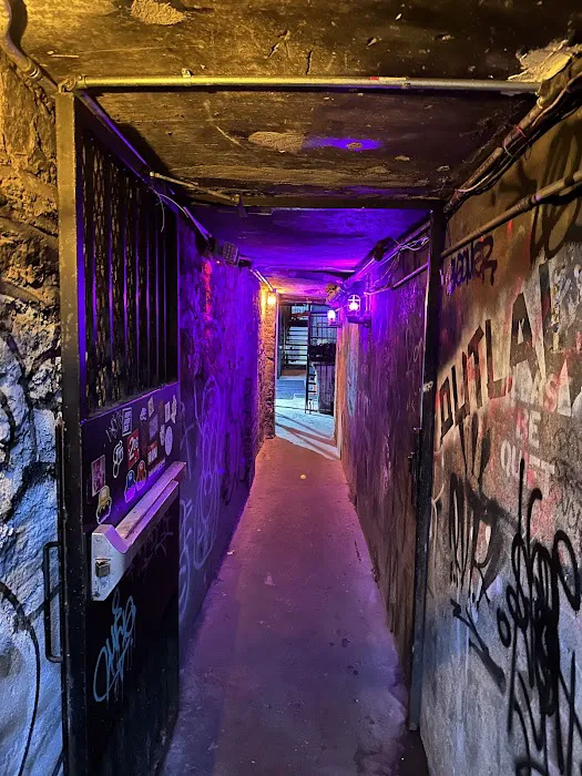 The Back Room Picture 8