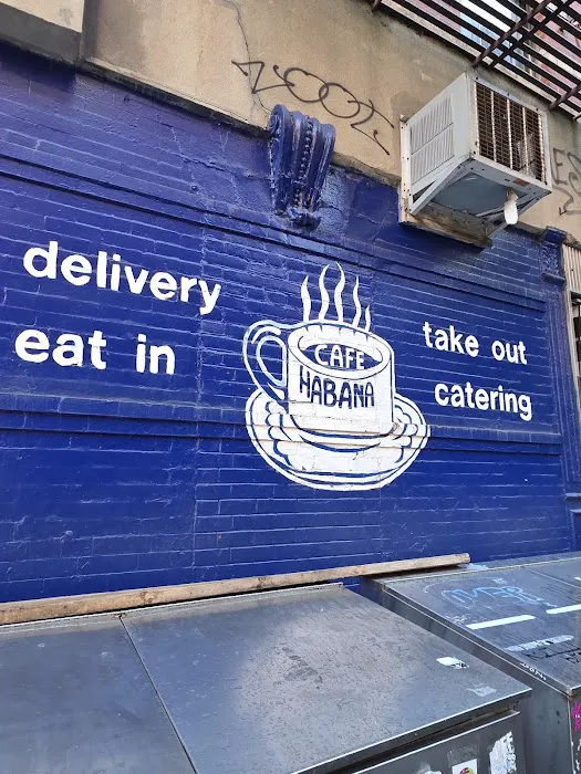 Café Habana Picture 2