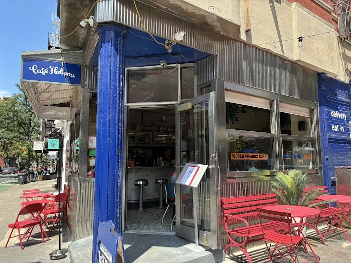 Café Habana Picture 10