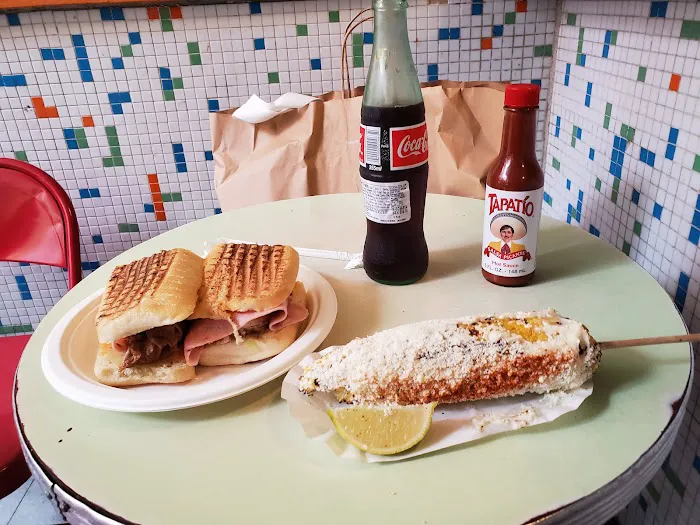 Habana To Go Picture 7