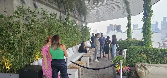 LOUIS at PUBLIC Hotel Picture 5
