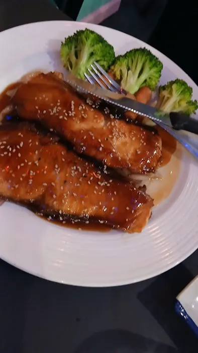 Sakura Sushi & Thai Cuisine Picture 5