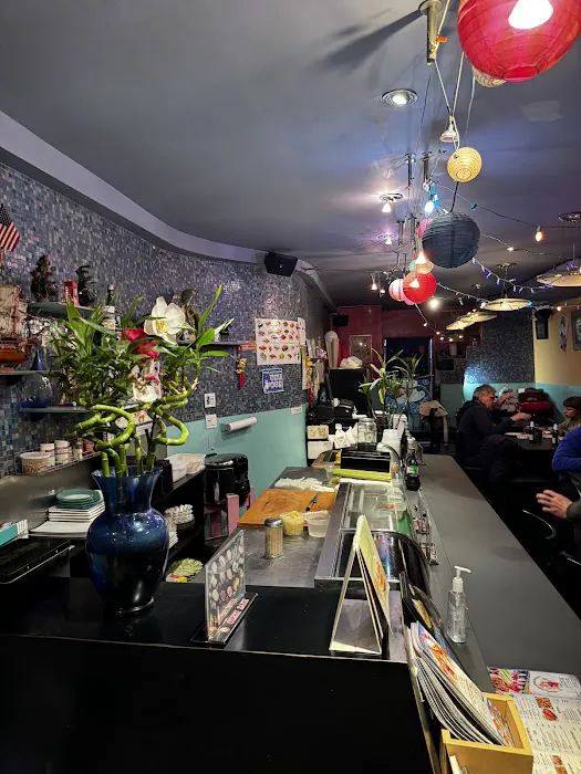 Sakura Sushi & Thai Cuisine Picture 1