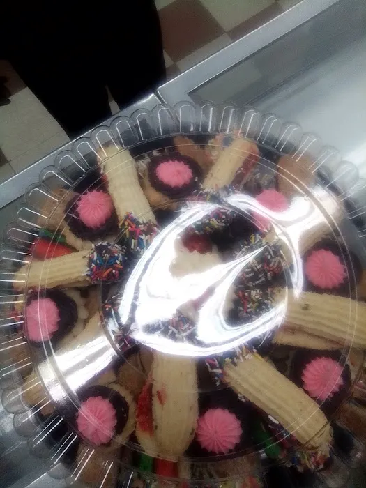 Moishe's Kosher Bakery Picture 1