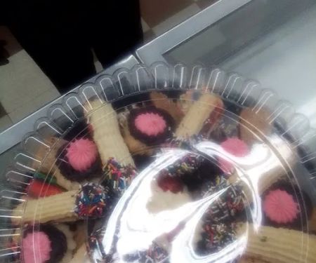 Moishe's Kosher Bakery