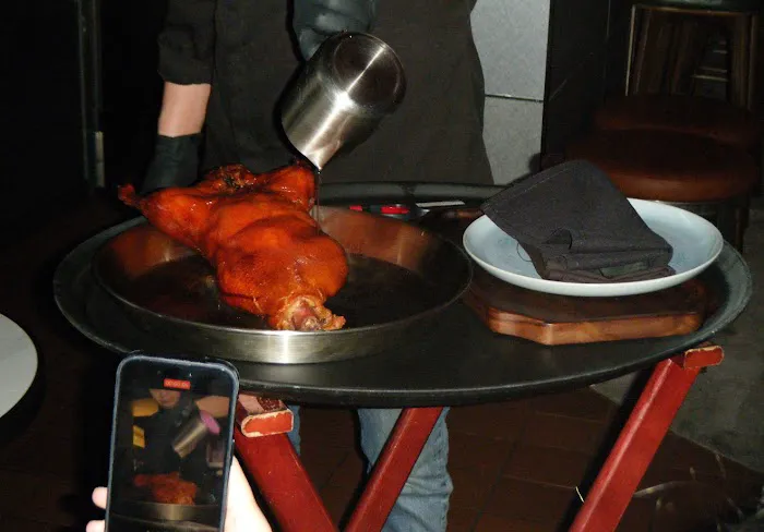 Async Lounge & Bar Picture 10