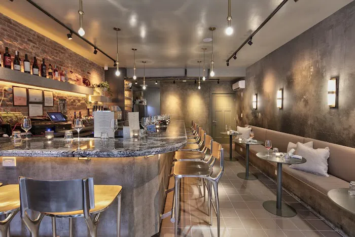 CARTA Wine Bar New York Picture 6