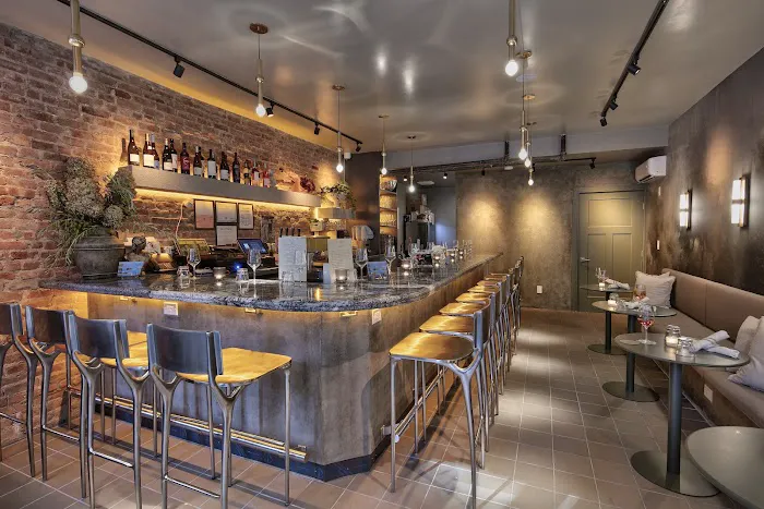 CARTA Wine Bar New York Picture 9