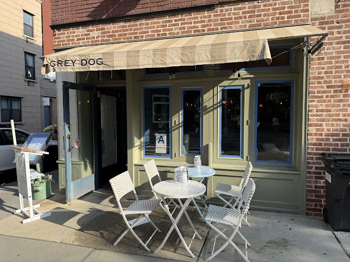 The Grey Dog - West Village Picture 3