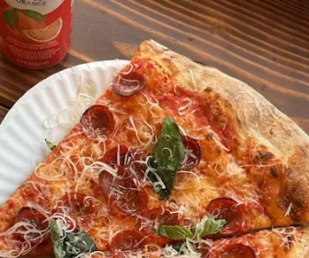 Slicehaus Pizzeria