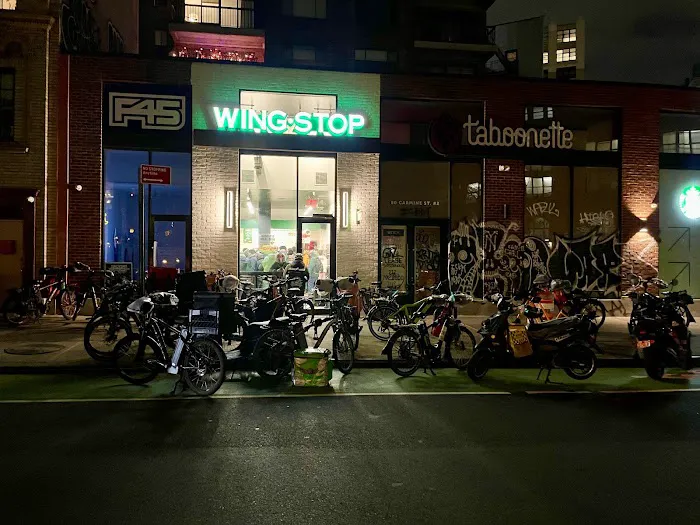 Wingstop Picture 8