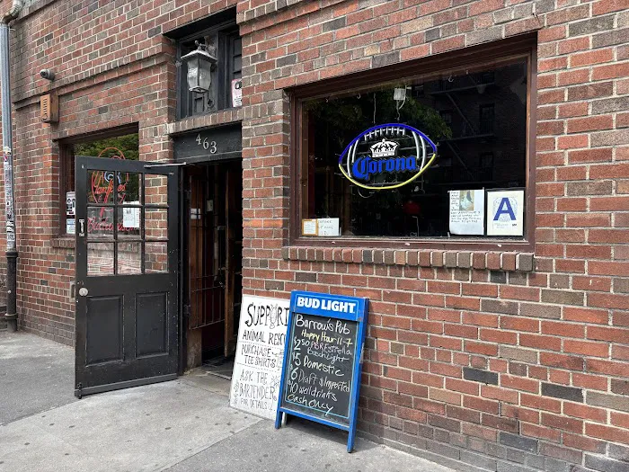 Barrow's Pub Picture 9