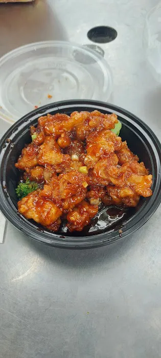 Golden Woks Picture 7