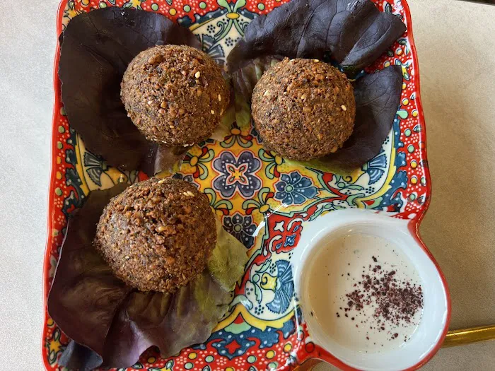 Fatousha cafe & restaurant Picture 3