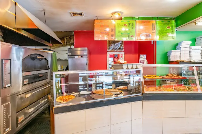 Rivoli Pizza II Picture 5