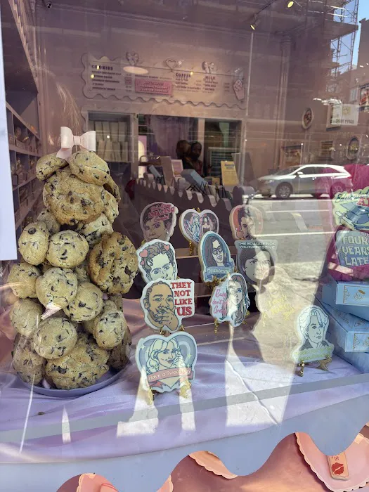 Funny Face Bakery Picture 2