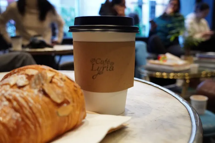 Café Lyria Picture 2