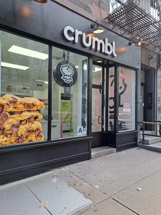Crumbl - West Village Picture 10