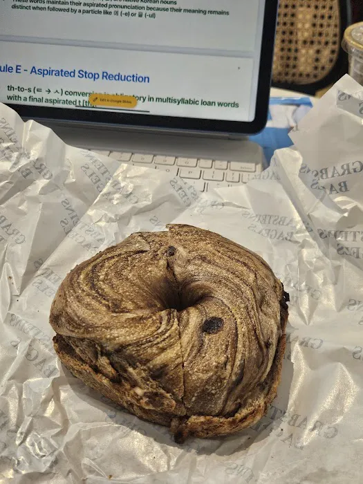 Grabstein's Bagels Picture 10