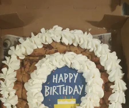 Insomnia Cookies