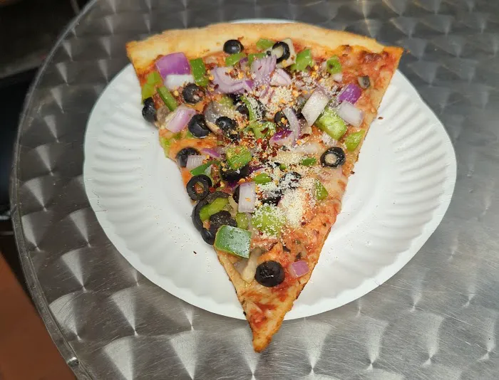 Ben's Pizzeria Picture 5