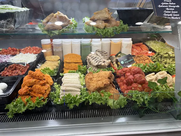 Heavenly Finest Deli Picture 10