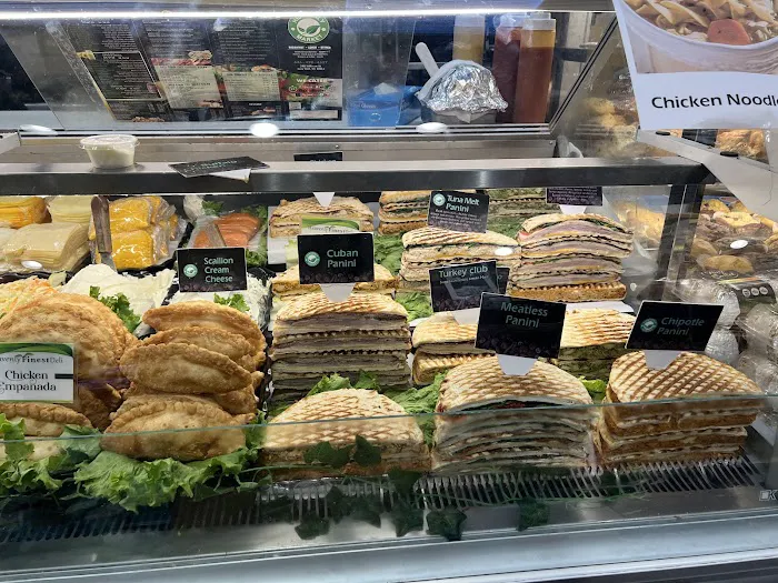Heavenly Finest Deli Picture 1