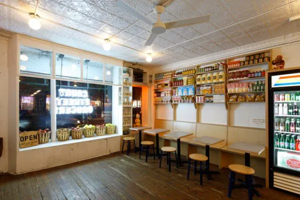 Court Street Grocers Picture 7