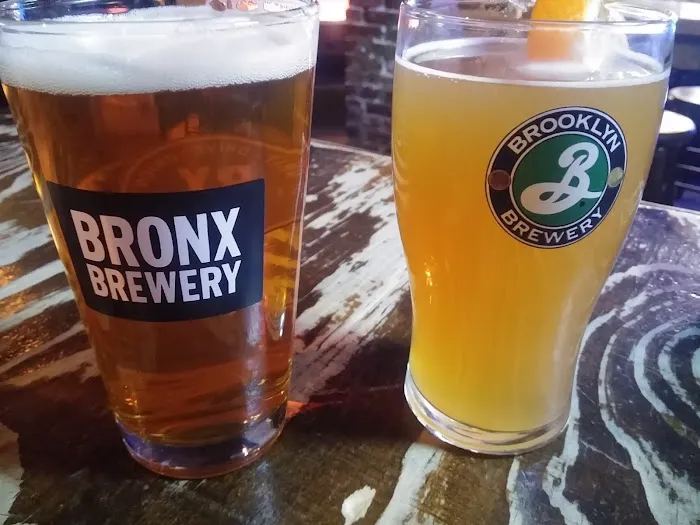 MacDougal Street Ale House Picture 6