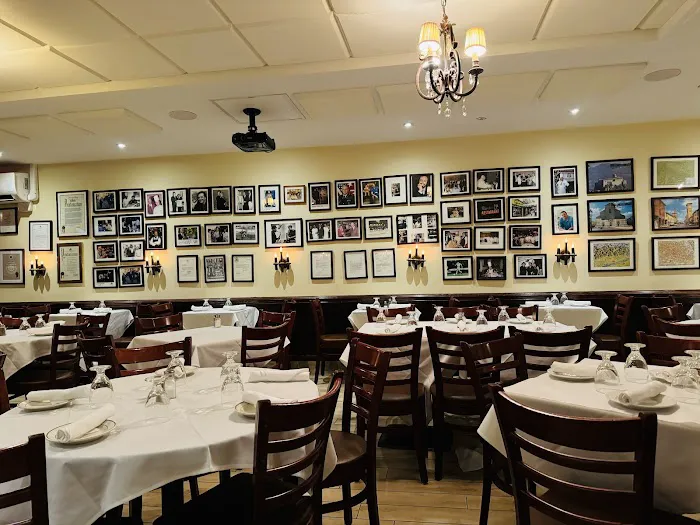 Monte's Trattoria Picture 9