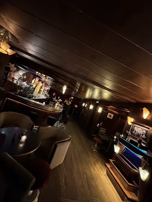 Zinc Bar Picture 4