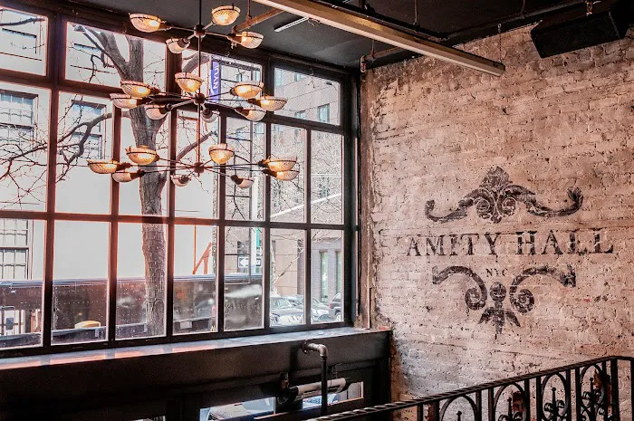 Amity Hall Downtown Picture 8