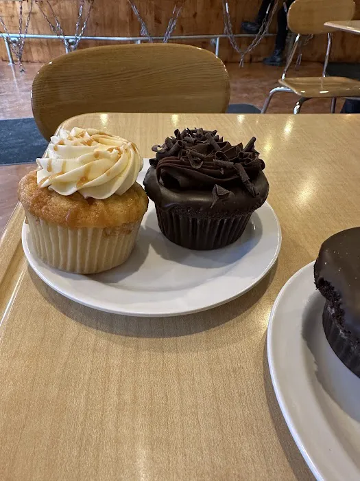 Molly's Cupcakes Picture 10