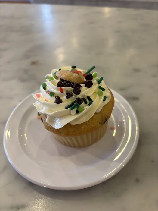 Molly's Cupcakes Picture 9