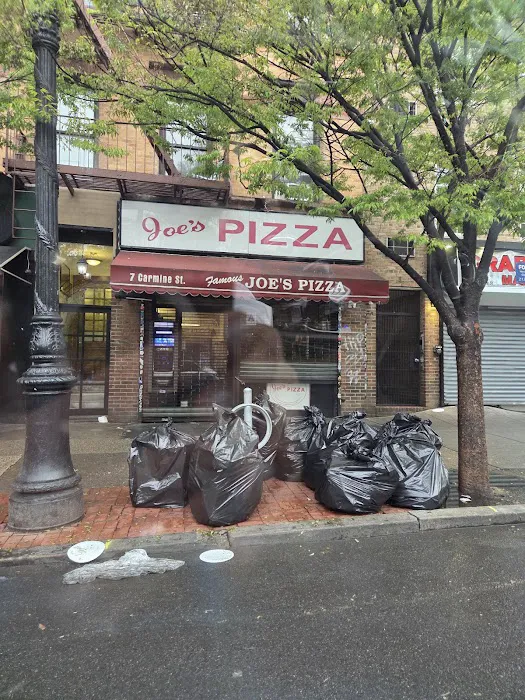 Joe's Pizza Picture 3
