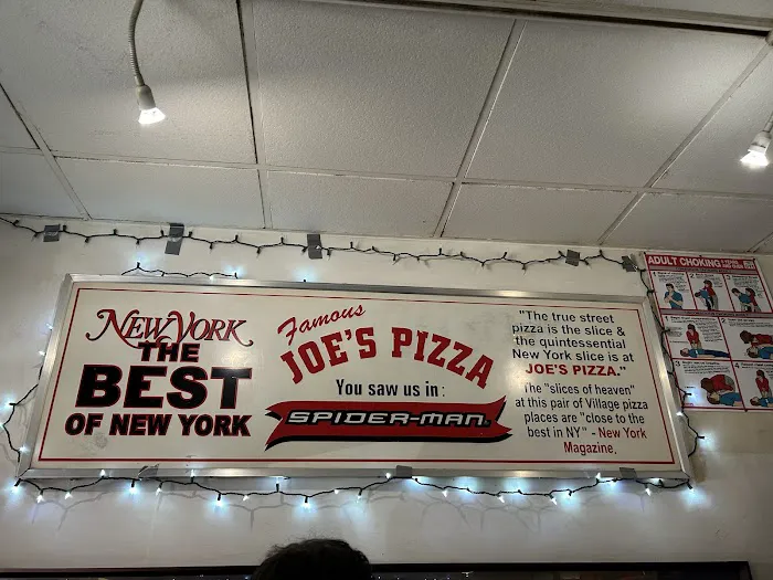 Joe's Pizza Picture 5