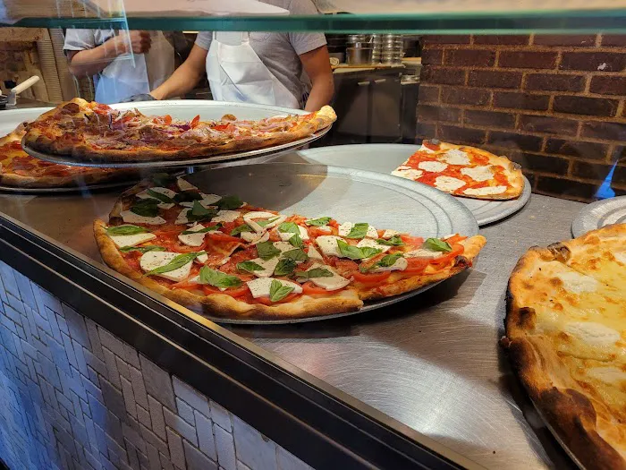 Joe's Pizza Picture 7