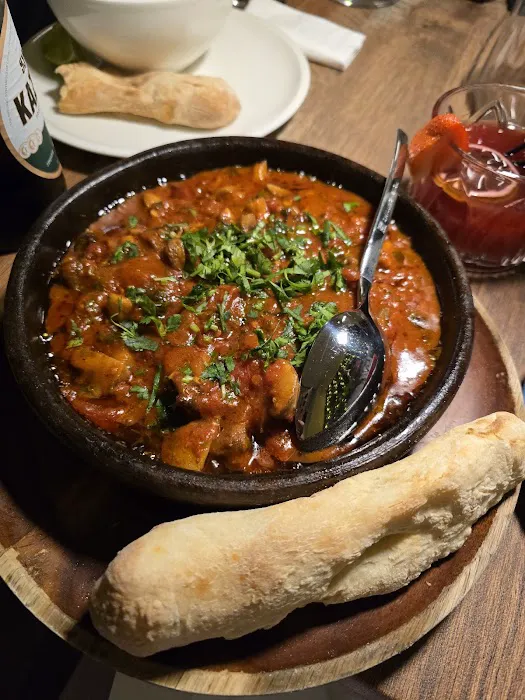 Ubani - West Village Picture 5