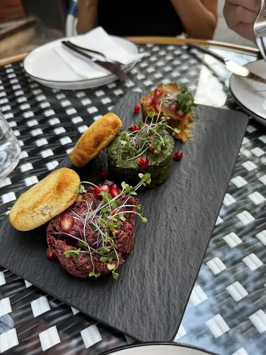Ubani - West Village Picture 4
