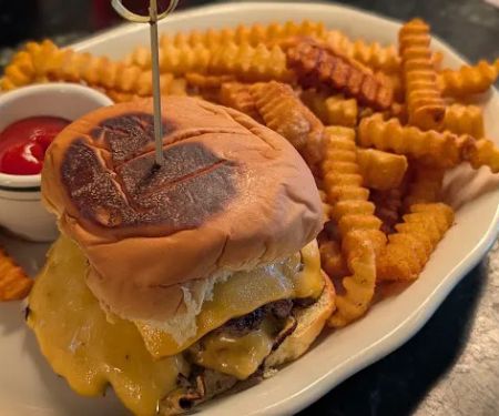 Bandits Burger + Dive