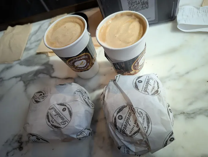 Davidovich Bagel Cafe Picture 7