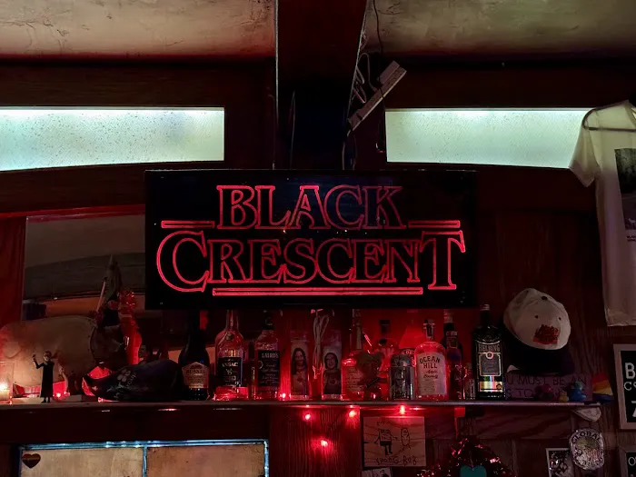 Black Crescent Picture 10