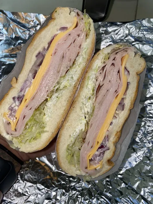 Stop 1 Deli Picture 4
