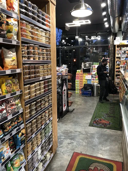210 Rivington deli Picture 8
