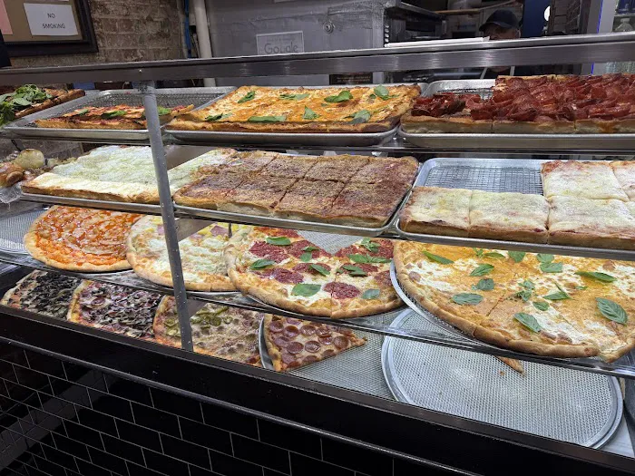 Uncle Sam's Pizza Picture 5
