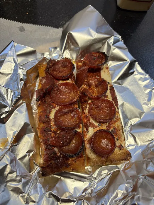 Uncle Sam's Pizza Picture 9