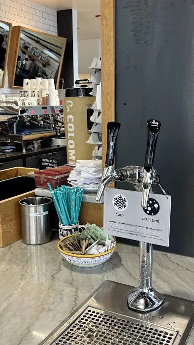 La Colombe Coffee Roasters Picture 8