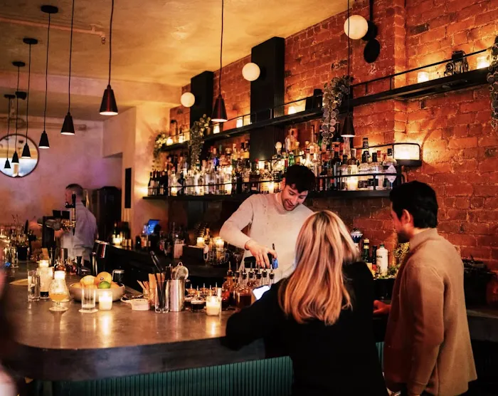 Bar Revival Picture 7